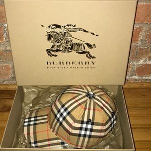NEW Authentic Burberry Cap